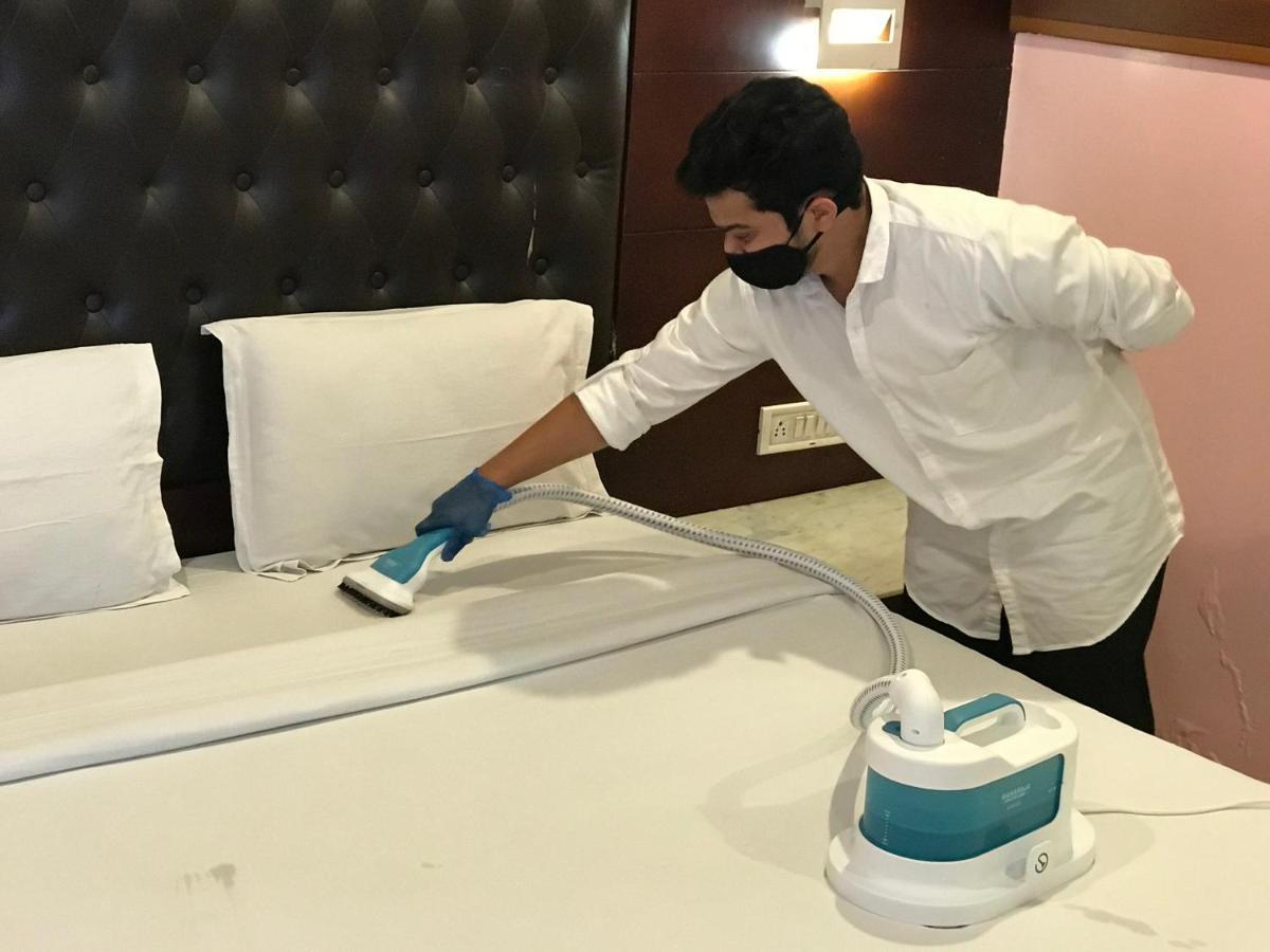 Grand Choice Hotel Bangalore Bagian luar foto