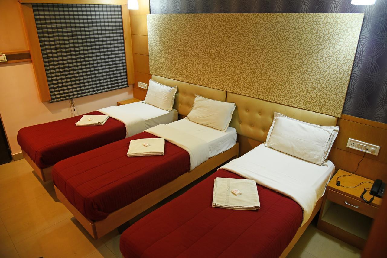 Grand Choice Hotel Bangalore Ruang foto