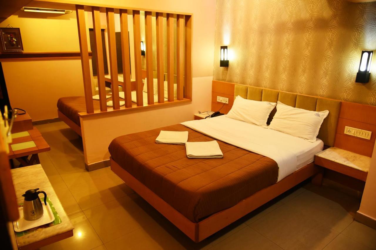 Grand Choice Hotel Bangalore Ruang foto